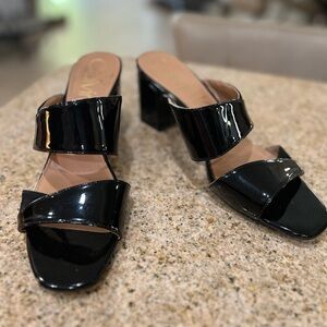 🌸☀️ Calvin Klein Black Patent Leather Mules